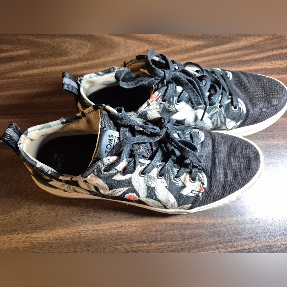 TOMS Black Floral Sneakers